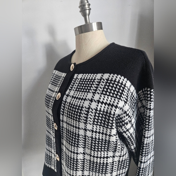 ANN TAYLOR Black & White Plaid Gold Button Sweater Jacket | SZ L - Picture 6 of 9
